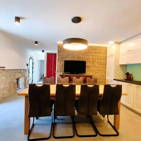Villa Galant Brgudac - Private Oasis With Pool *