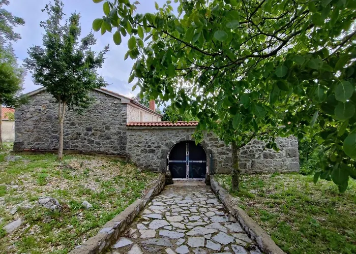Galant Brgudac - Private Oasis With Pool