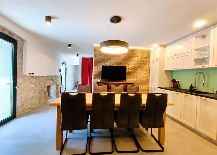 Villa Galant Brgudac - Private Oasis With Pool *