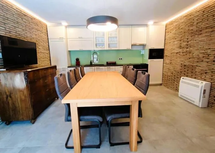 Galant Brgudac - Private Oasis With Pool *