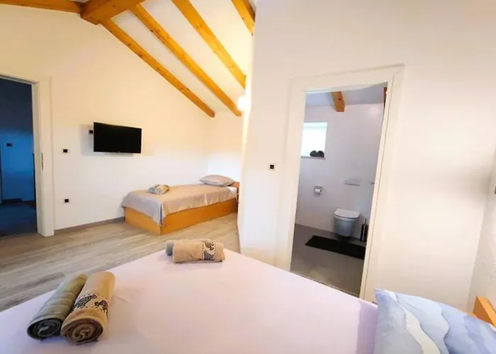 Villa Galant Brgudac - Private Oasis With Pool