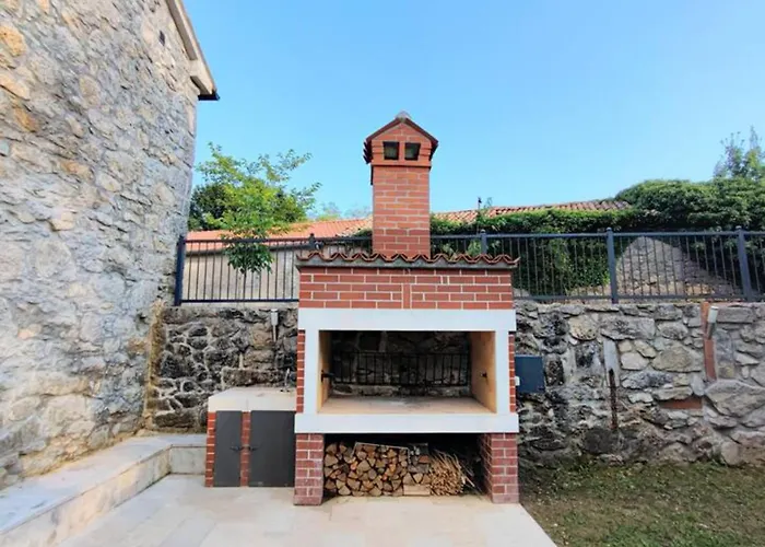 Galant Brgudac - Private Oasis With Pool Lanisce